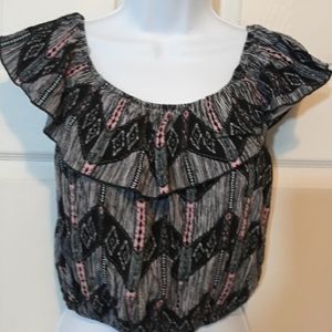 💞💞S.o.r.a.d.crop top. 2/$20